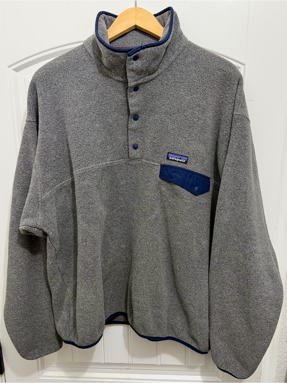 Patagonia Men’s Synchilla Snap-T Pullover Fleece, Gray, Size XL, 25580FA18